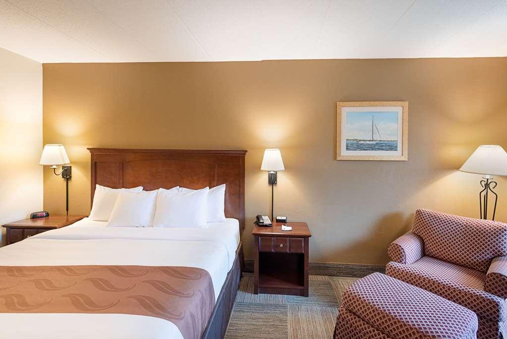 Quality Inn Easton Quarto foto